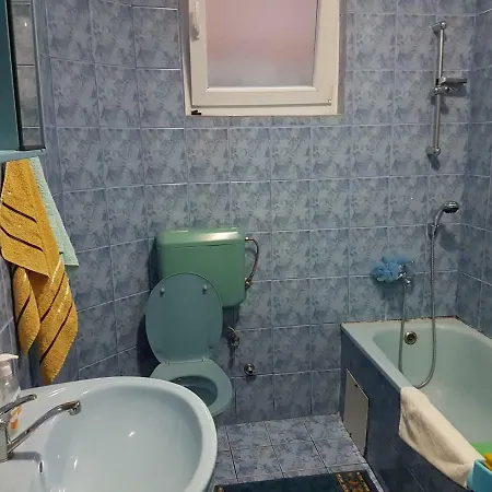 Apartman U Blizini Stupa Doglodi Homestay szállás *